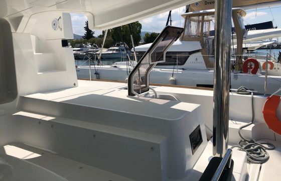 Lagoon 52 F Goldfinch