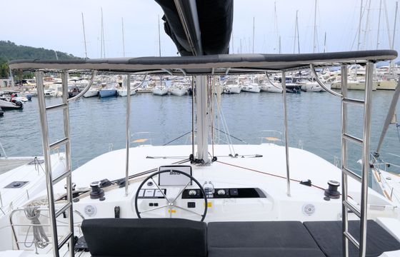 Lagoon 46 Blu
