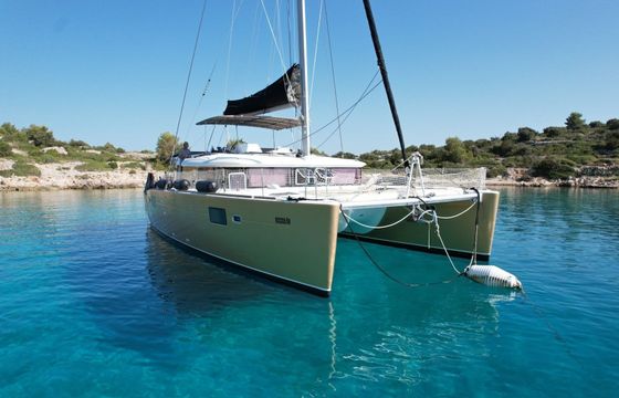 Lagoon 450 F Black Duck