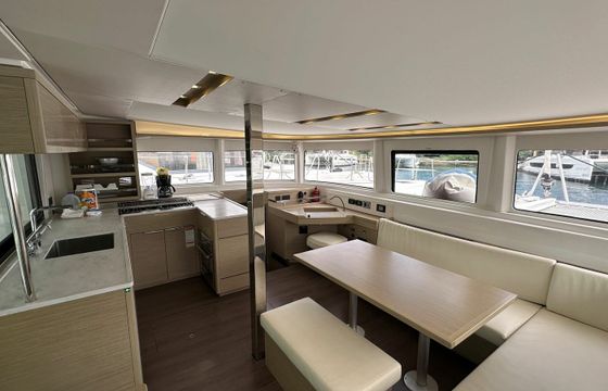 Lagoon 46 Hawksbill