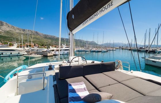 Lagoon 50 Badi