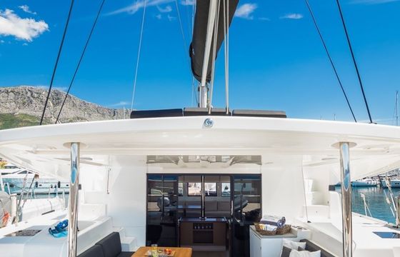 Lagoon 50 Badi