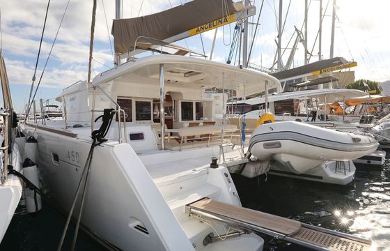 Lagoon 450 F Dorka 5