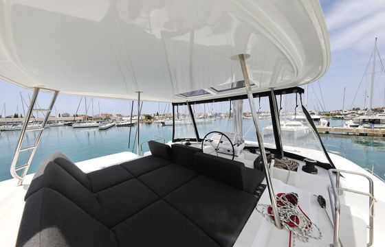Lagoon 50 High Life