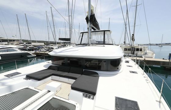 Lagoon 50 High Life