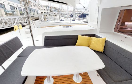 Lagoon 450 F Dream Cat