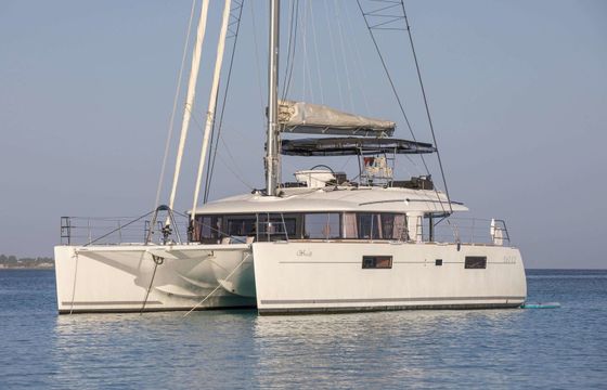 Lagoon 560 Whispers 2