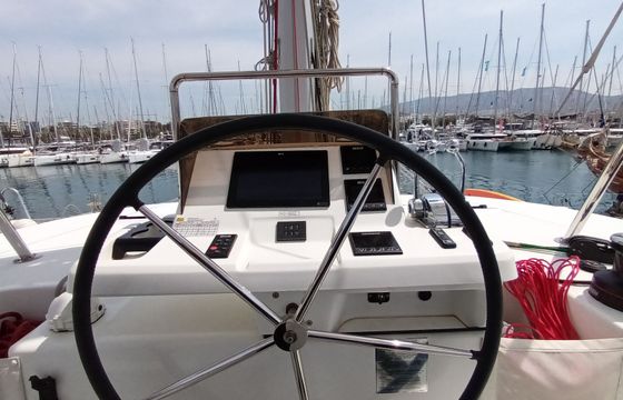 Lagoon 50 Icarus