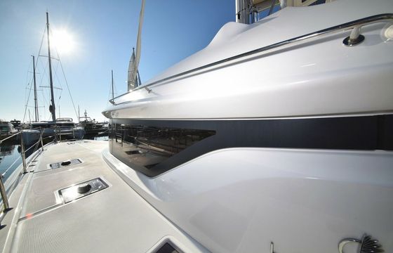 Lagoon 50 Lux
