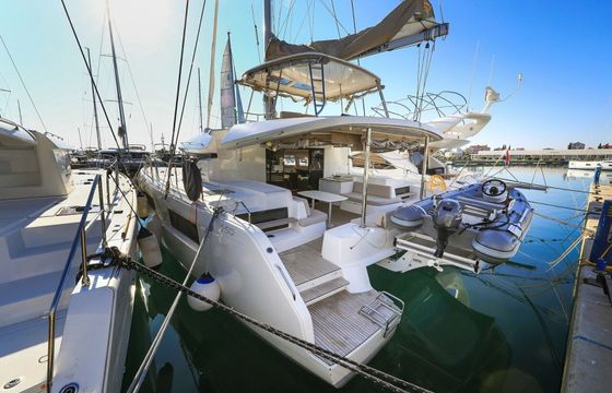 Lagoon 50 Lux