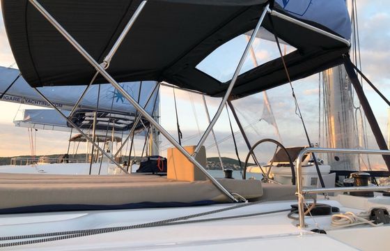 Lagoon 50 Merev