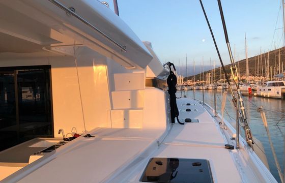 Lagoon 50 Merev