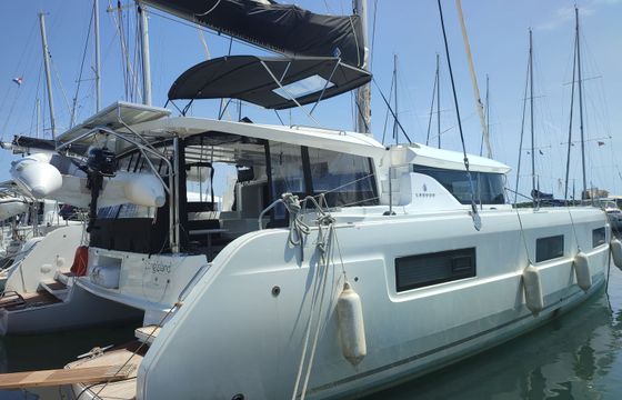 Lagoon 46 Long Island