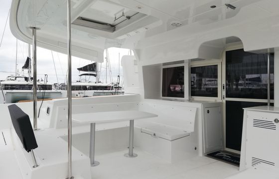 Lagoon 450 F Nada