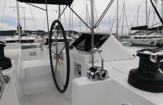Lagoon 450 F Nada