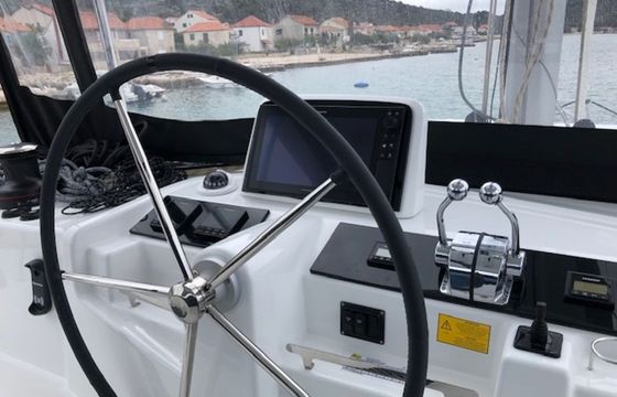 Lagoon 46 Mira