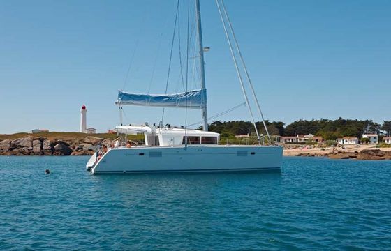 Lagoon 450 F Tavel