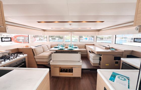 Lagoon 51 Nowo