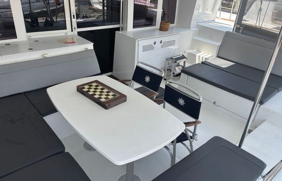 Lagoon 450 F Violetta