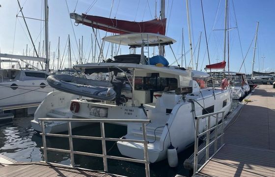 Lagoon 46 Poe Rava