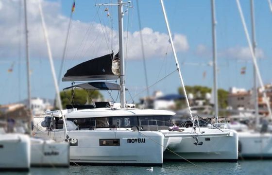 Lagoon 46 Movelli