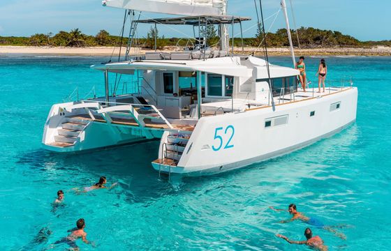 Lagoon 52 F Borneo