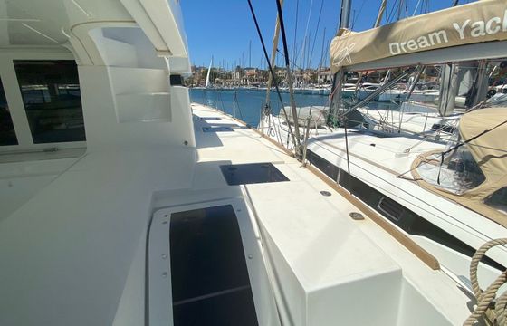 Lagoon 52 F Grebe