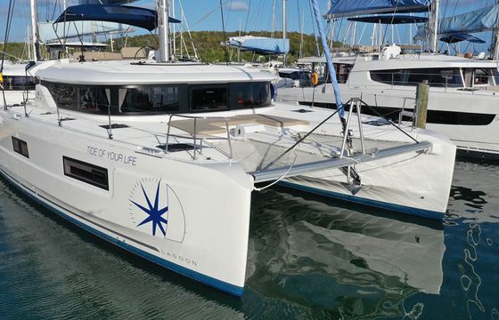 Lagoon 46 Tide of Your Life