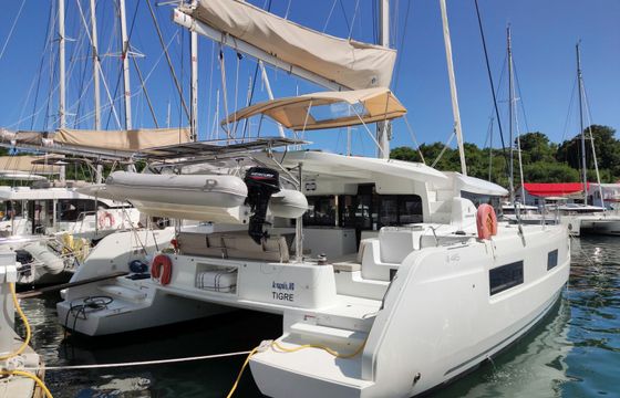 Lagoon 46 Tigre