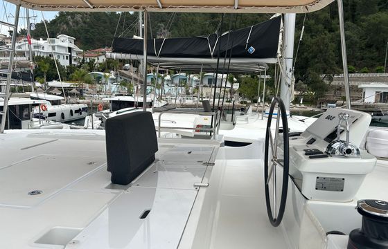 Lagoon 50 Alchera
