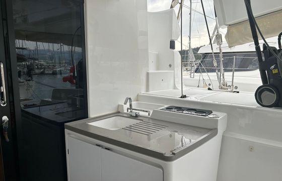 Lagoon 50 Alchera