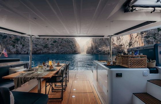 Lagoon 55 Almosta Road