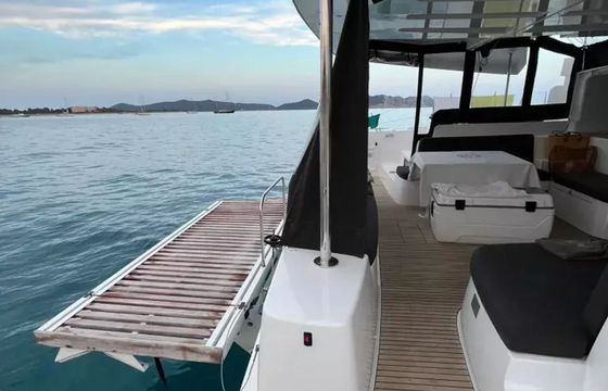 Lagoon 46 Thirteen