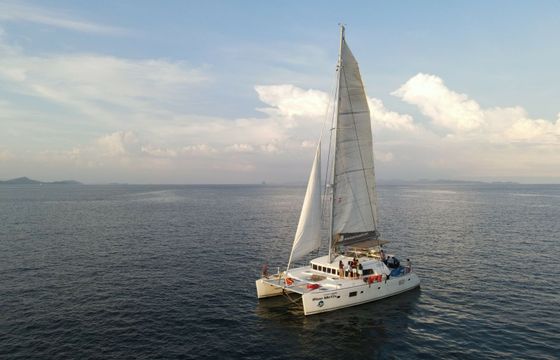 Lagoon 500 Blue Metis