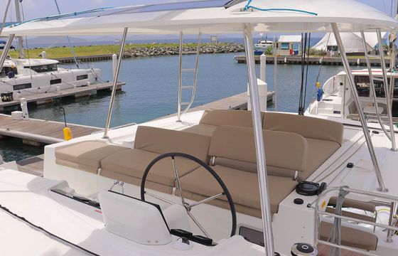 Lagoon 46 Knot Working