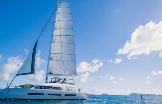 Lagoon Seventy 7 Twin Flame