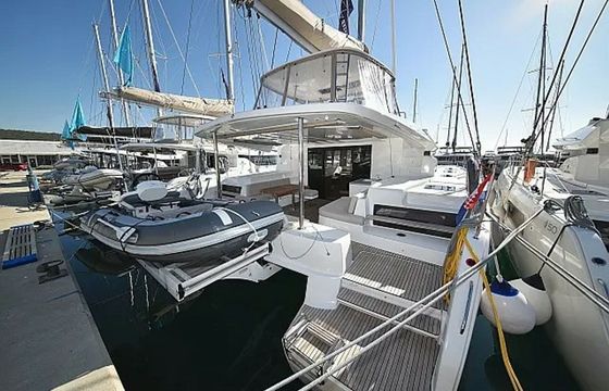 Lagoon 50 Shadow