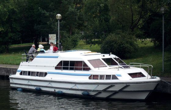 Le Boat Crusader Budget 6
