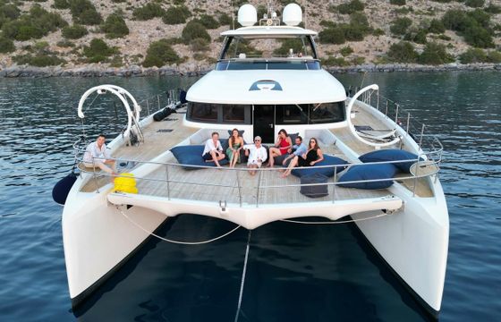 Lagoon Seventy 8 Crazy Horse