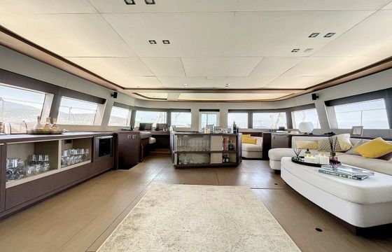 Lagoon Seventy 8 Crazy Horse