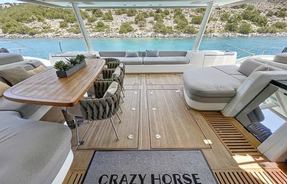 Lagoon Seventy 8 Crazy Horse