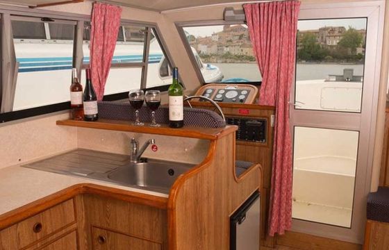 Le Boat Cirrus A Budget 1
