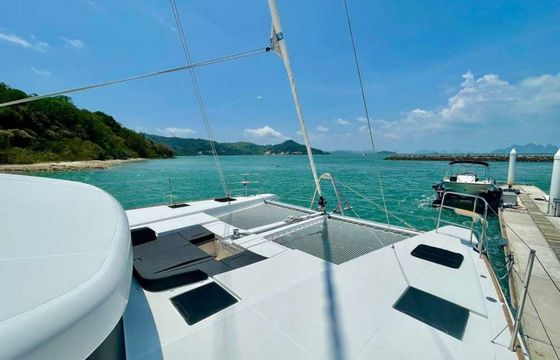 Lagoon 52 F Sea Lion