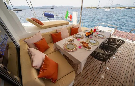 Lagoon 55 Strafico