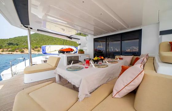 Lagoon 55 Strafico