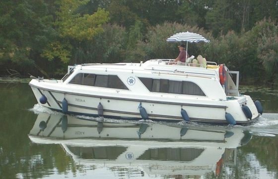 Le Boat Cirrus B Budget 24