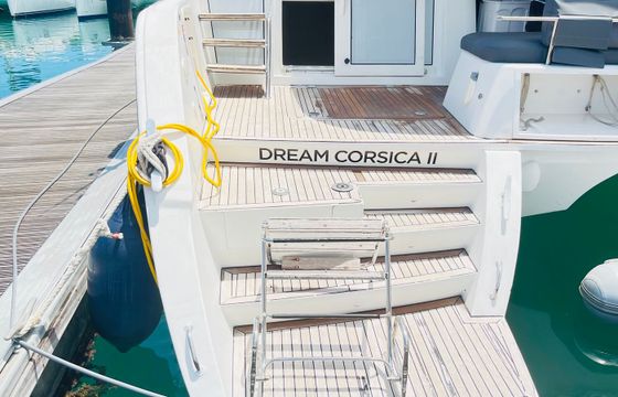 Lagoon 620 Dream Corsica 2