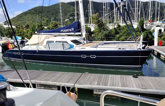 Lagoon 67 Fuerte 3