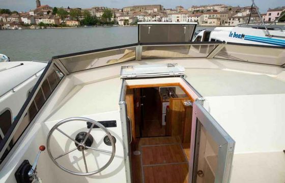 Le Boat Consul Budget 15