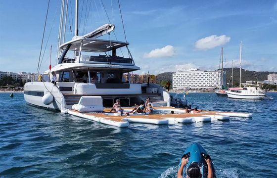 Lagoon Sixty 5 TriWing Endor